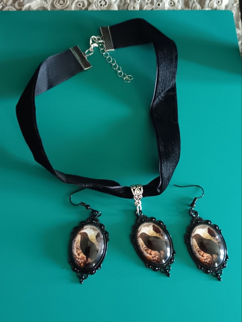 Black Raven Cameo Choker & Earring Set, Gothic Costume Jewerly, Fall Halloween